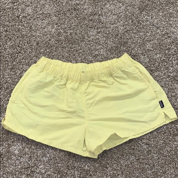 Patagonia Pants - Yellow Patagonia shorts